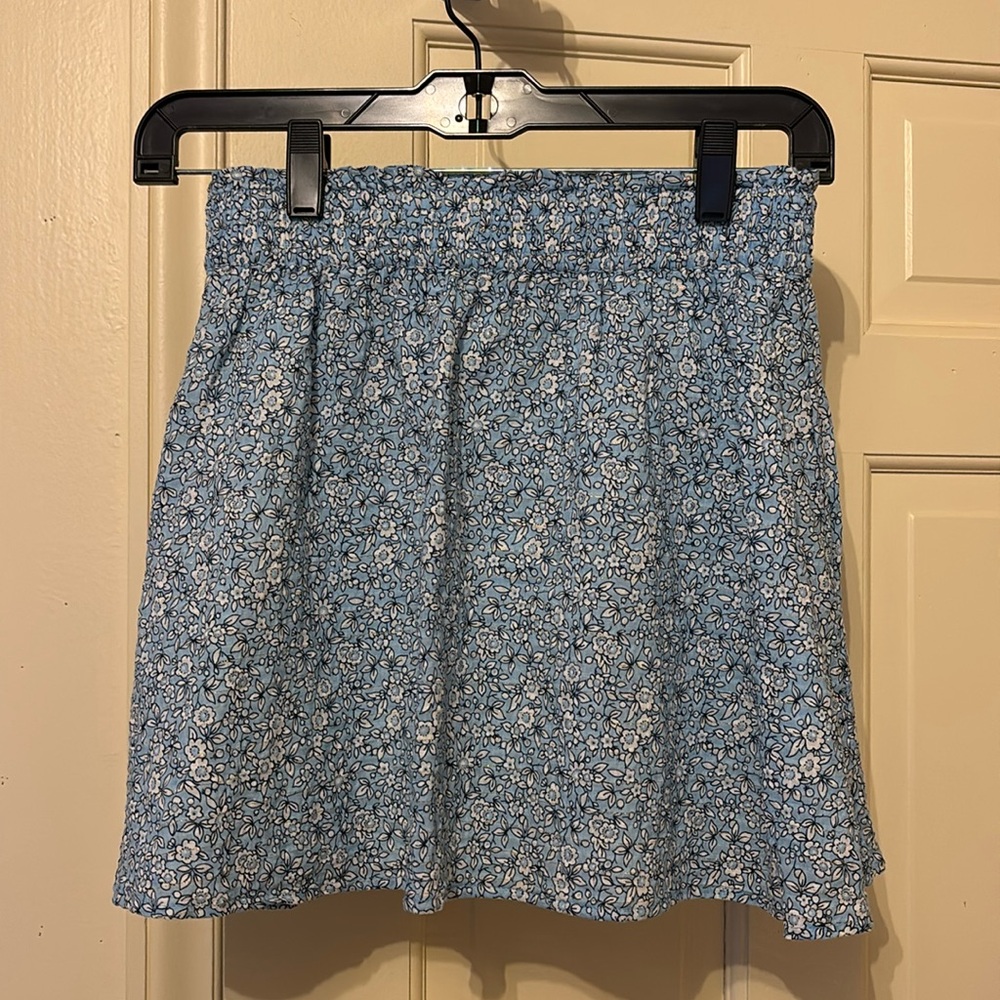 Girls size 16 floral skirt from jcrew factory, elastic waist